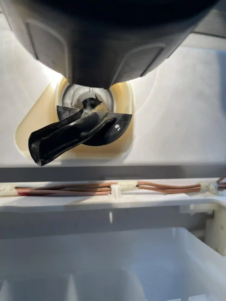 whirlpool ice maker not working bottom freezer